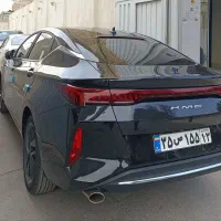 کی ام سی J7 صفر ۱۴۰۴ سفیدومشکی