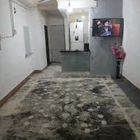 اپارتمان طبقه اول  خ رحمت اباد عدالت بیست ویک