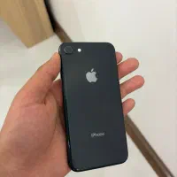 گوشی آیفون 8