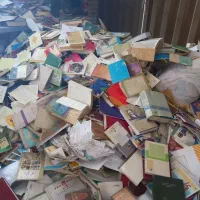 خرید کتاب و دفتر باطله و انواع آهن الات،درب منزل