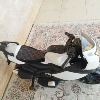 موتور سواری بچگانه