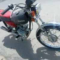 هندا۱۲۵مدل۸۳مدارک تکمیل پلاک قدیم تازه تعمیر