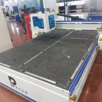 cnc کار ماهر چوب و ام دی اف