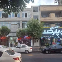 ۱۵۰ متر واحدخدماتی با کاربری مسکونی