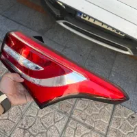 چراغ خطر روی فیدلیتی فابریک روی گلگیر