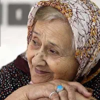 هم خانه خانم موجه ، یا مراقب سالمند با حقوق