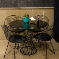 زیبا و مناسب