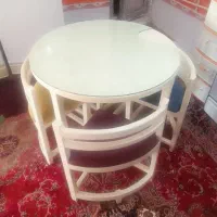 میز غذاخوری