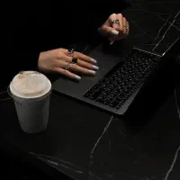 انجام فوری امور اداری و خدمات آنلاین