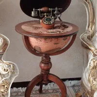 تلفن ایستاده آنتیک مدل کره چوبی