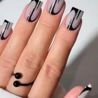 سالن تخصصی کاشت ناخن زرقان