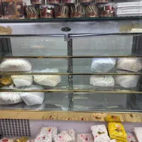 یخچال قنادی