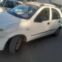 ماشین سالم بیمه داره لاستیک ۸۰درصدکم کارکردبدون رن