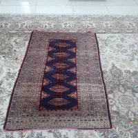 یک عدد زرنیم دست بافت قالیچه