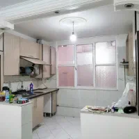 65 متری دو خواب چسبیده مترو