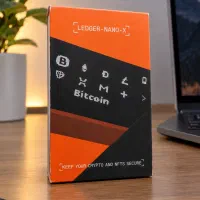 ولت فیزیکی ledger nano x