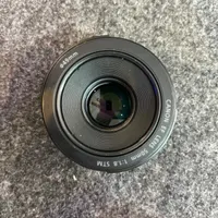 لنز ۵۰ فیکس f1/8