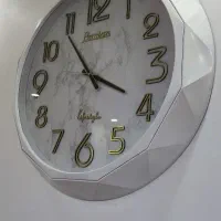 ساعت دیواری