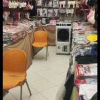 فروشنده خانم