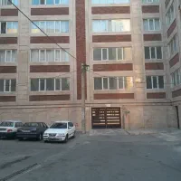 آپارتمان ۱۴۰متری ۳خوابه گلشهرشمالی