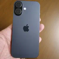 ایفون ۱۷ نرمال