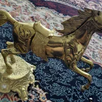 اسب برنز|مجسمه، تندیس، ماکت|خرم‌آباد, |دیوار