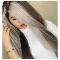 ساعت. رنگ مو