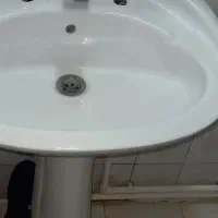 روشوئی به همراه آینه و باکس|لوازم سرویس بهداشتی|هشتگرد, فاز ۱ مهستان|دیوار