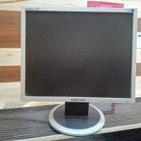 مانیتور ۱۷ اینچ سامسونگ