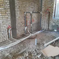 اجرای لوله لوله اب و فاضلاب و پکیج