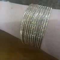 حدودا ۵۰ گرم النگوی یزد ۵۰ بالای تابلو