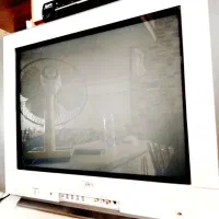 تلوزیون ال جی تمیز|تلویزیون و پروژکتور|شاهینشهر, شیخ بهایی|دیوار