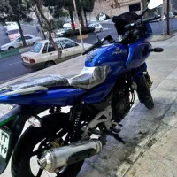 پالس 220  مدل ۹۲ موتور UG5 بسیار سالم و تمیز