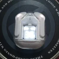 ایرپاد با کیفیت بسیار خوب در حد نو