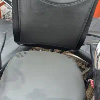 صندلی اداری و انتظار