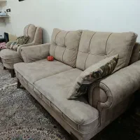 مبل راحتی در حد نو خیلی شیک مرتب جنس درجه یک|مبلمان خانگی و میز عسلی|کردکوی, |دیوار