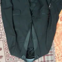 کت شلوار|لباس|قم, نیروگاه|دیوار