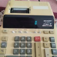 ماشین حساب برقی شارپ عتیقه