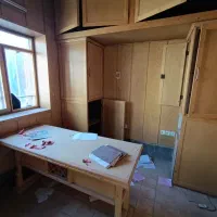 کارخانه واقع در سیاه سنگ فروشی