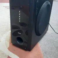 یک دستگاه ساب ووفر و ۴تاباند سینمای خانواده