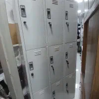 کمد فلزی ۹ در کاملا سالم در حد نونو