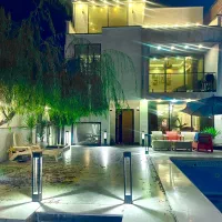 ویلا تریبلکس استخر دار ۵۰۰ متری / جاده نظامی