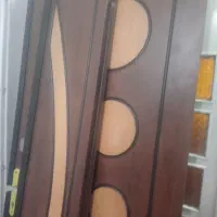 درب ورودی بدون چارچوب