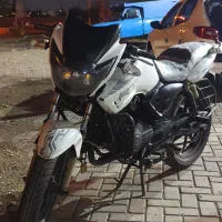 موتور آپاچی ۱۸۰ سفید موتور هندا ۱۲۵