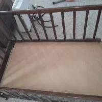 تخت نوزاد