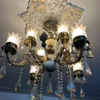 ۲عدد لوستر ۴شاخه ۸لامپ|لوستر و چراغ آویز|اصفهان, باغ فدک|دیوار