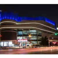 مغازه تجاری ۱۸ متری در مجتمع لوکس و بهترین موقعیت