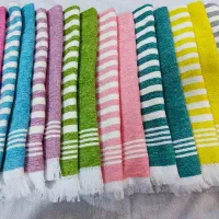 حوله دست و آشپزخونه