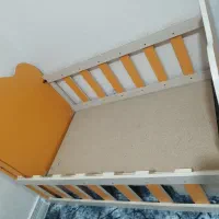 تخت و تشک نوزاد