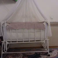 گهواره سودا در حد نو|تخت و صندلی بچه|اردکان, |دیوار